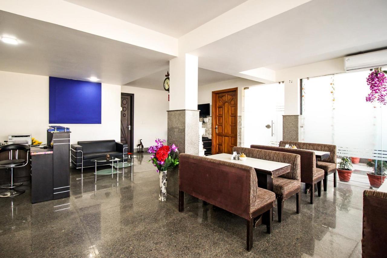 Oyo 8110 Nstay 31 Gurgaon Buitenkant foto