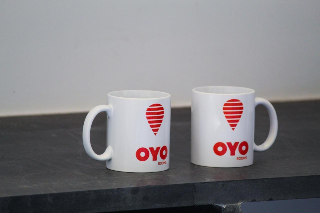 Oyo 8110 Nstay 31 Gurgaon Buitenkant foto