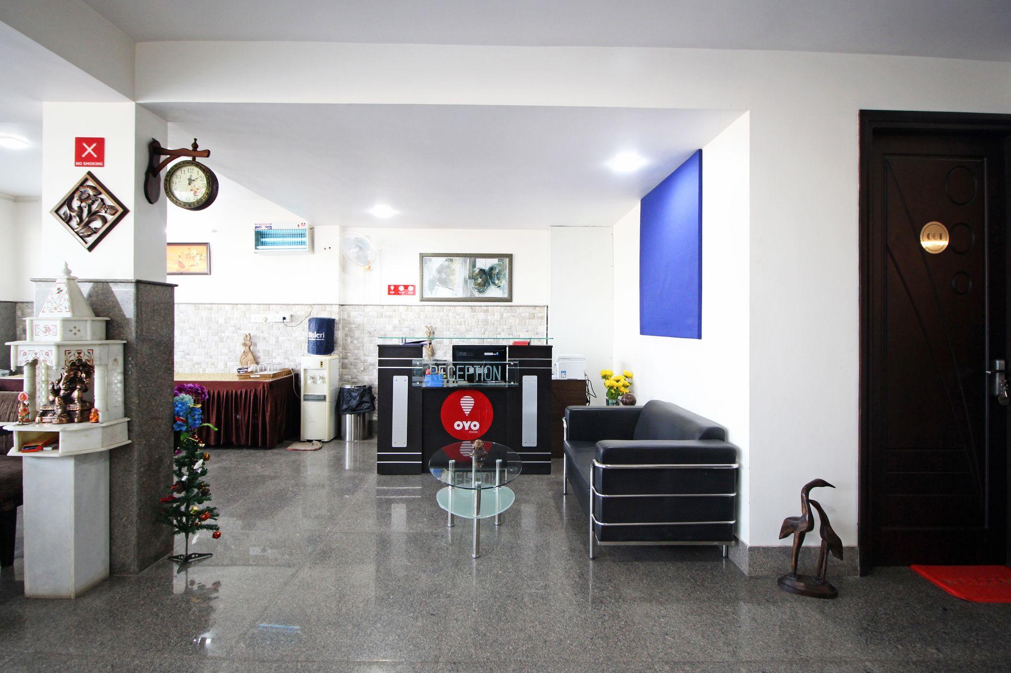 Oyo 8110 Nstay 31 Gurgaon Buitenkant foto